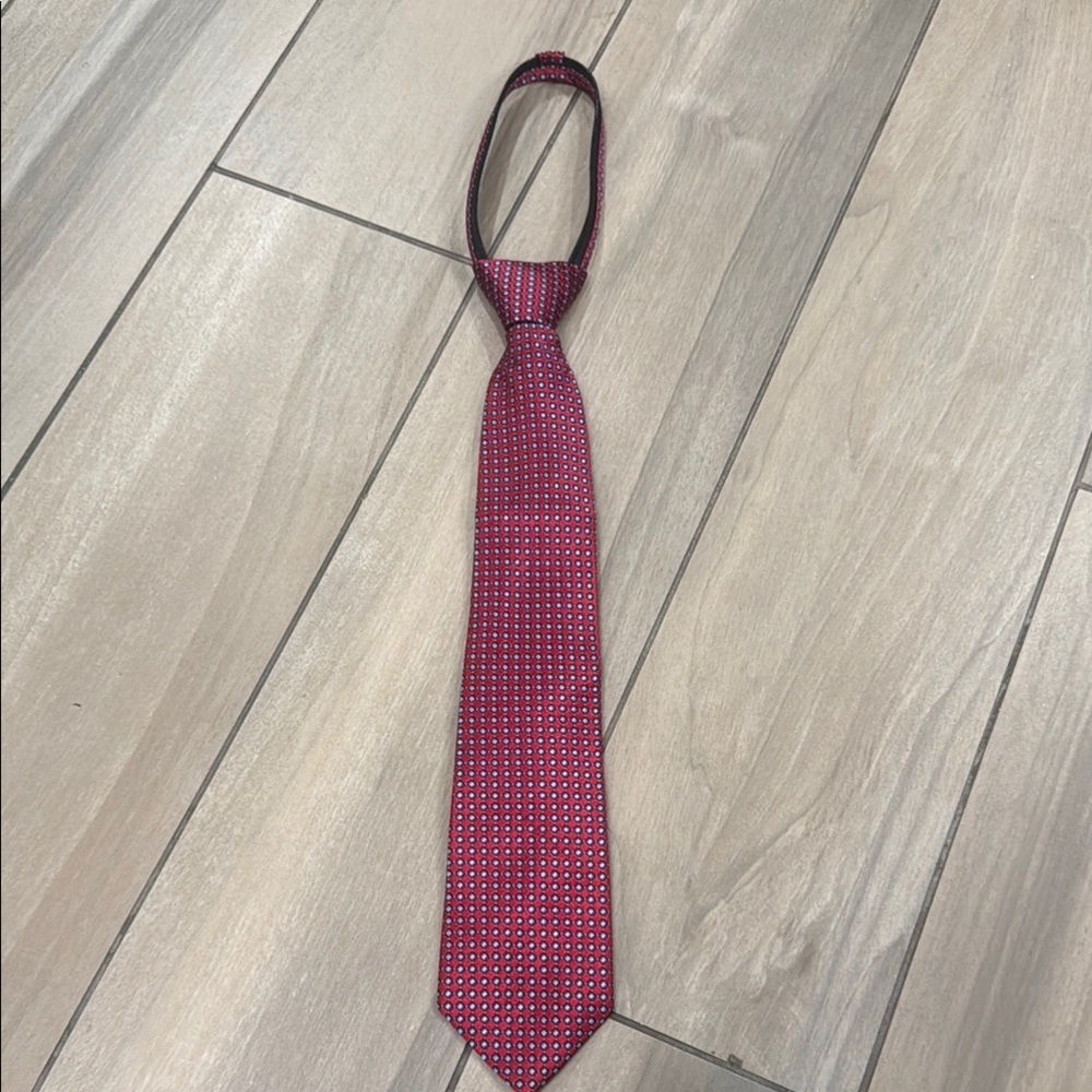 Boys Nautica Red Patterned Tie with adjustable zipper
